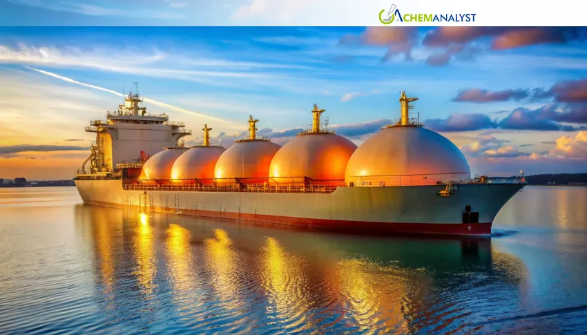 China LNG Prices Fall as Middle East Cargoes Boost Spot Availability