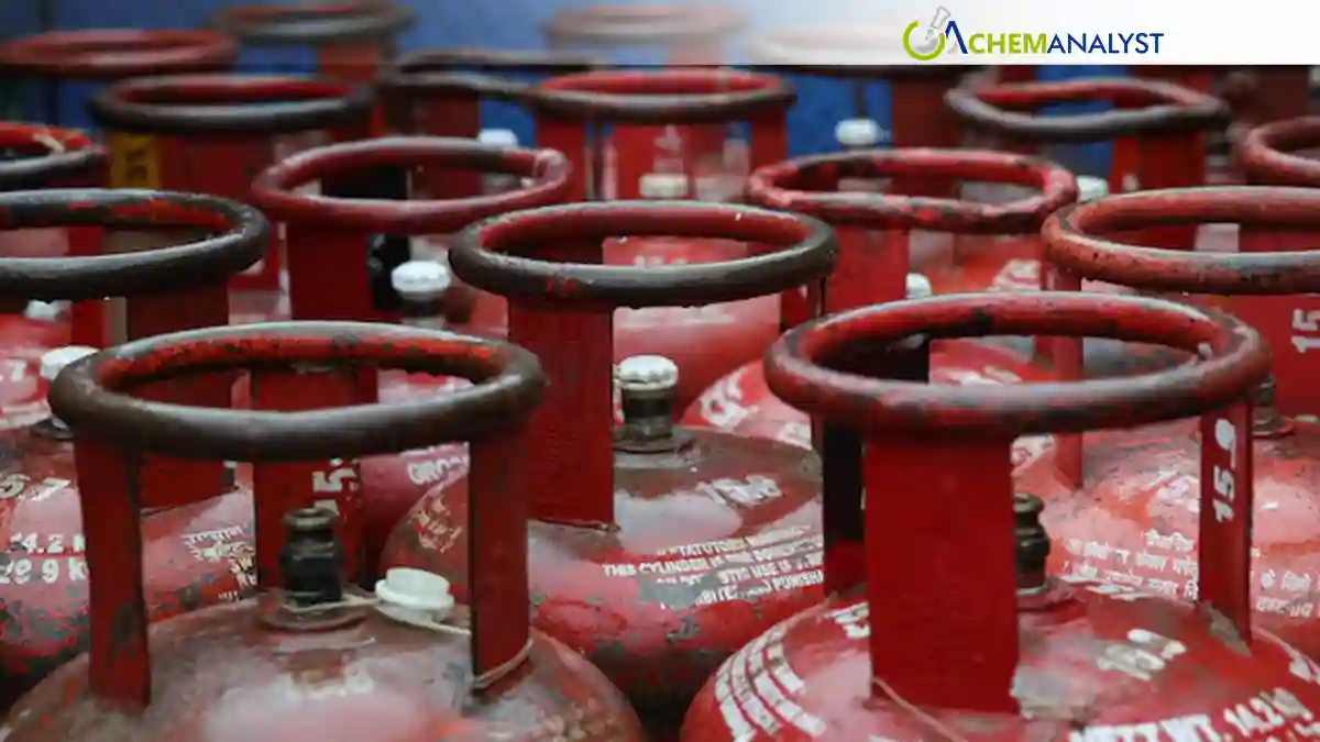 India May Charge Gas Users to Fund $42 Billion Fuel Reserves