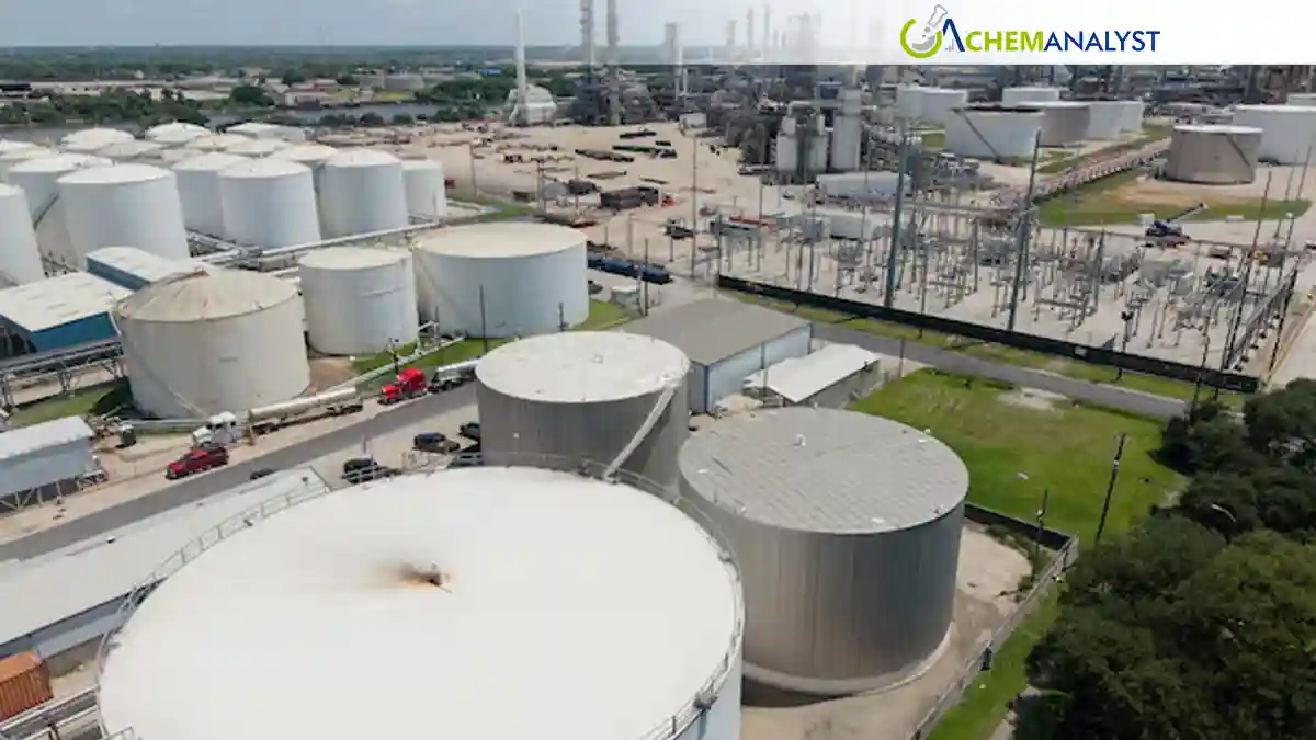 US Refiners Face Historic Stress Test as Global Fuel Crisis Looms